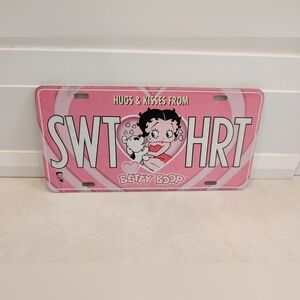 2003 King Features Syndicate Hugs & Kisses From Betty Boop SWT HRT License Plate